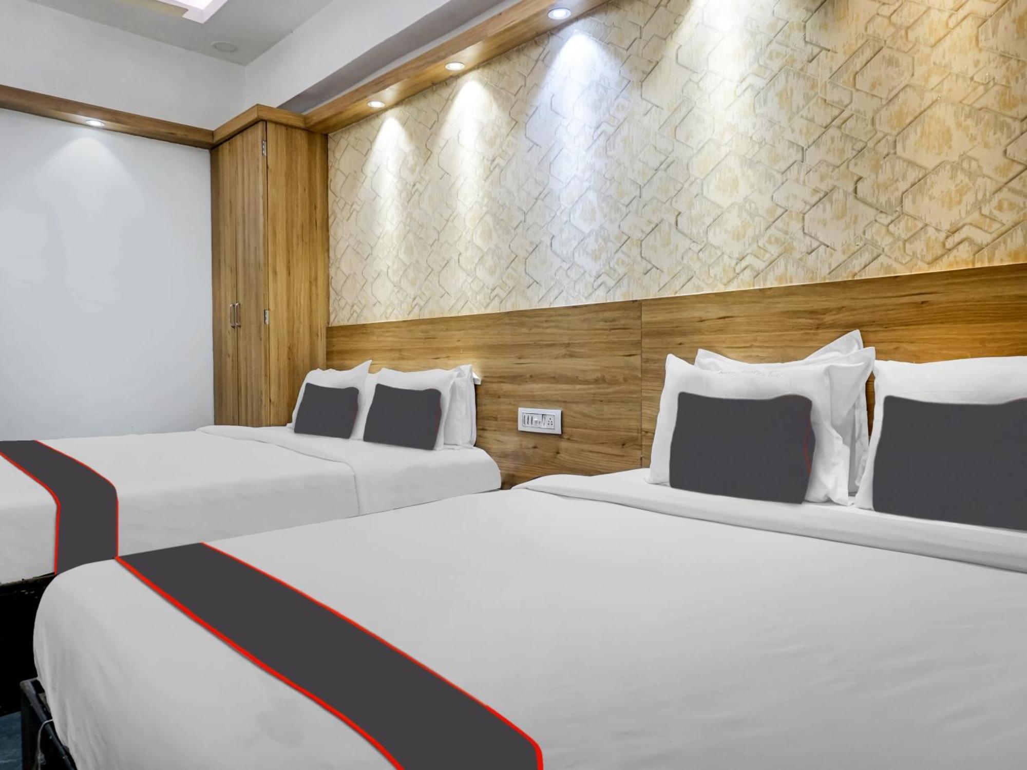 Collection O Galaxy Stay Pune Exterior foto