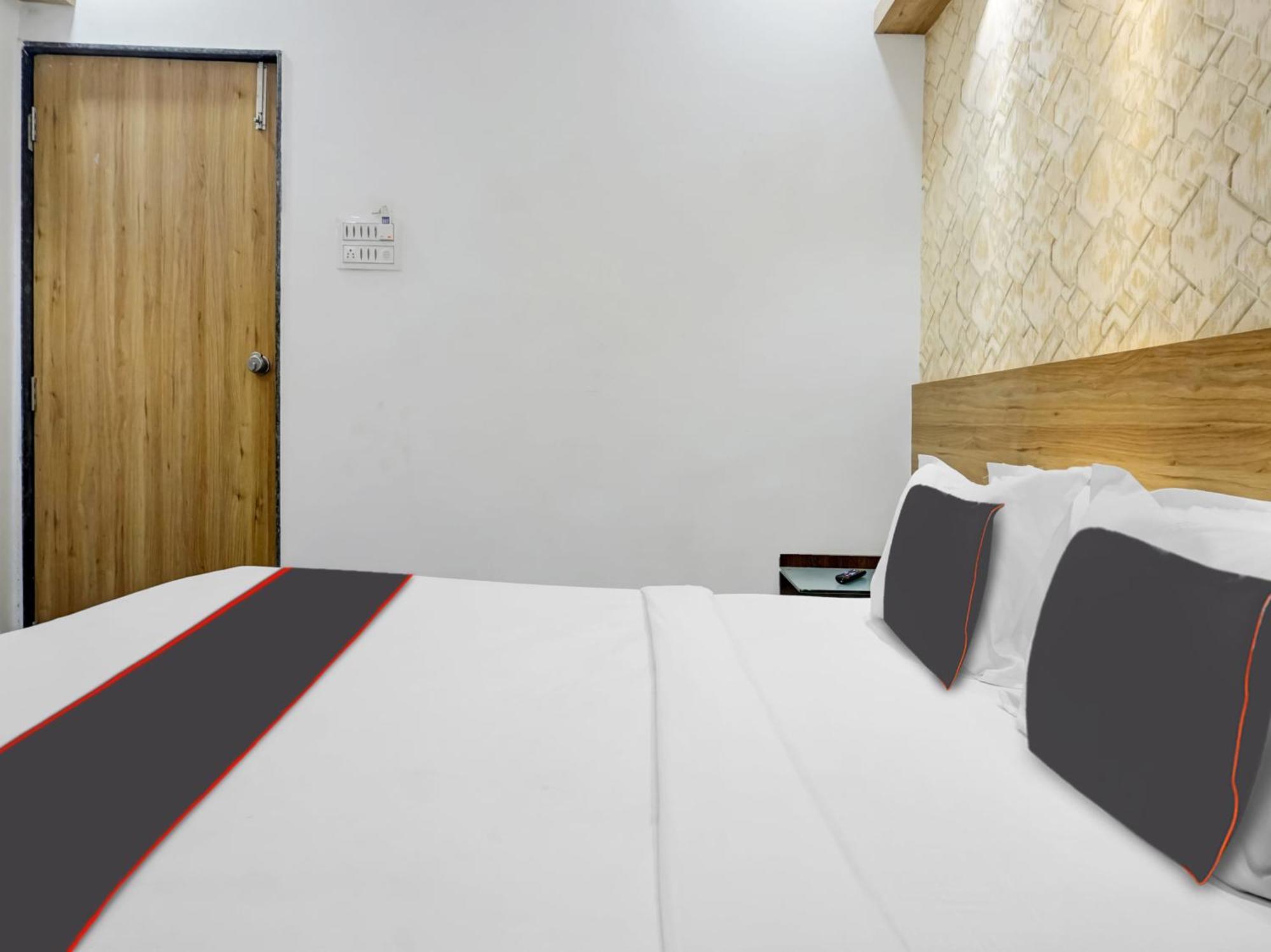 Collection O Galaxy Stay Pune Exterior foto